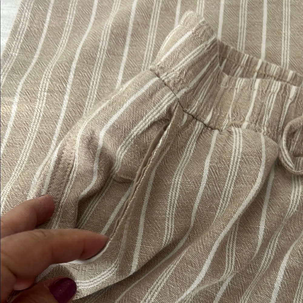 (BRIGGS).women’s Striped Tan and White Wide Leg Pants size L - Picture 5 of 11